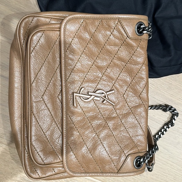 YSL Saint Laurent Niki Bag MediumChevron Neutral Pristine Condition original box - Picture 12 of 14